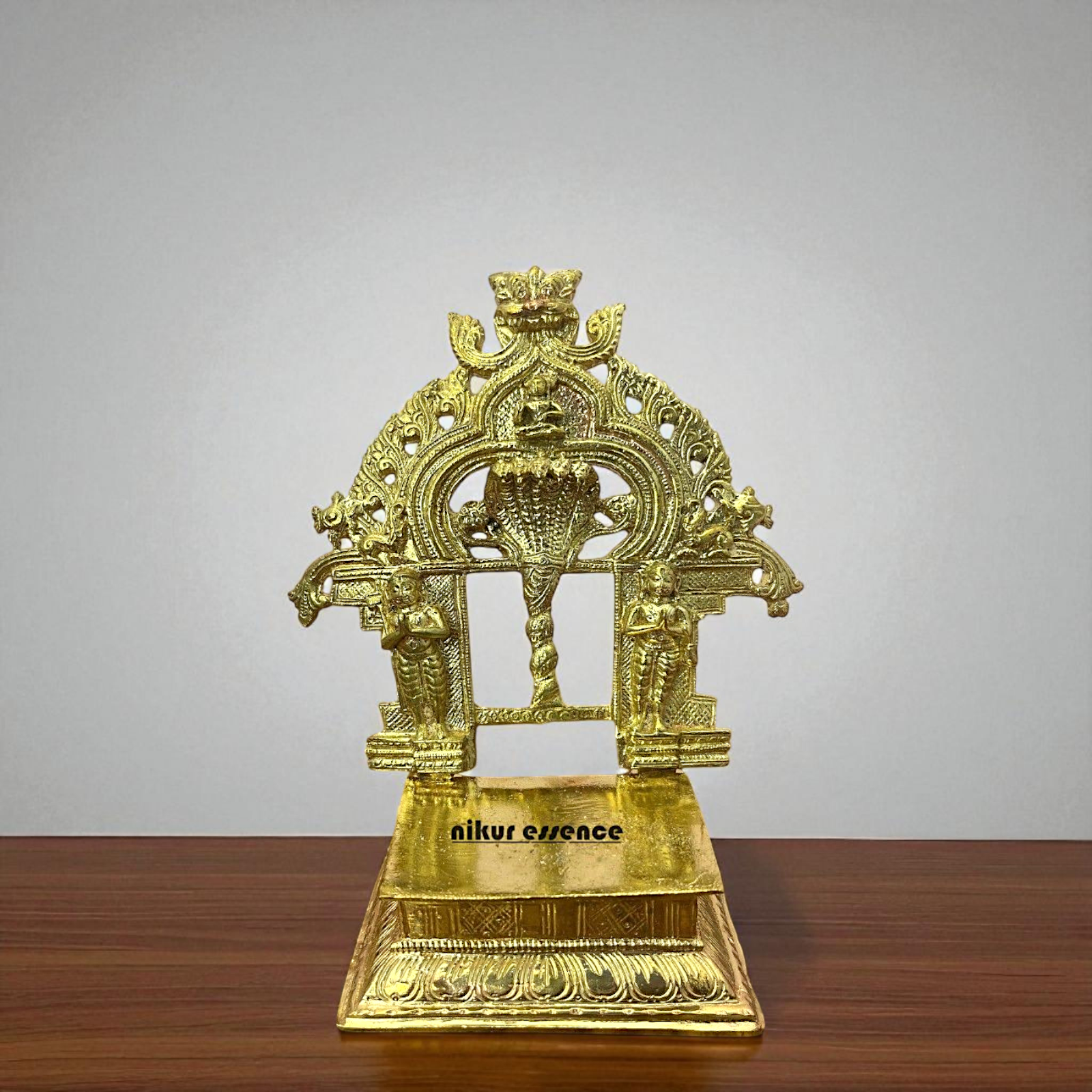 Singhasan prabhavali peeta chowki Bronze/Panchaloha - 6.5 Inches Nikuressence