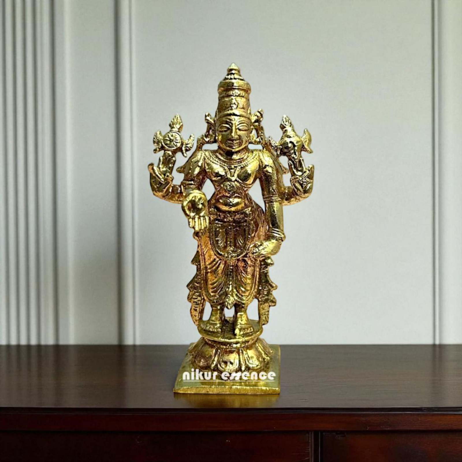 Srinivasa swamy standing with Four Armed Bronze/Panchaloha idol - 4 Inches Nikuressence
