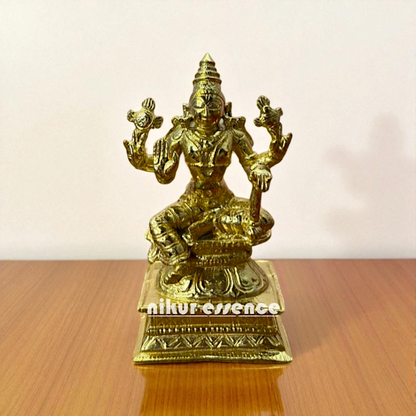 Vaikuntha Narayana – The Eternal Form of Vishnu | Panchaloha Idol by Nikur Essence Nikuressence