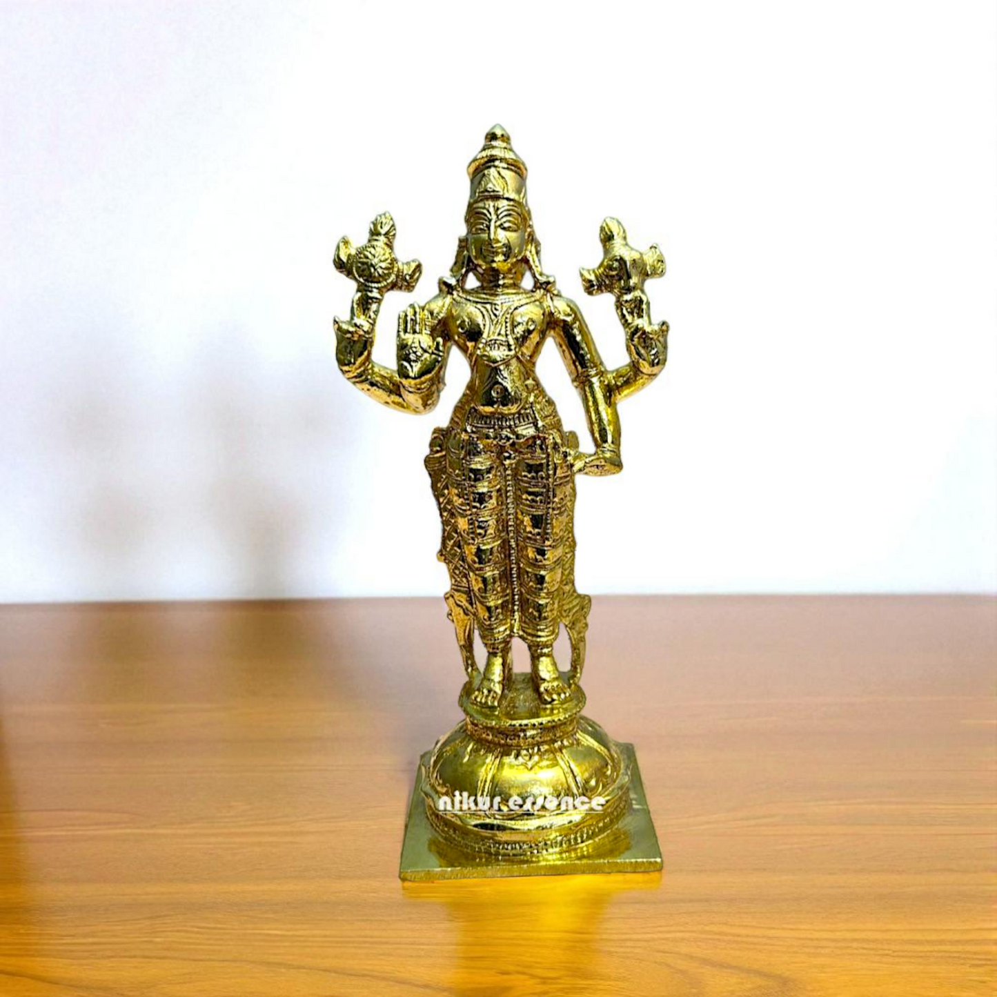 Srinivasa Swamy Panchaloha Statue – Iconic Form of Lord Venkateswara | Nikur Essence Nikuressence