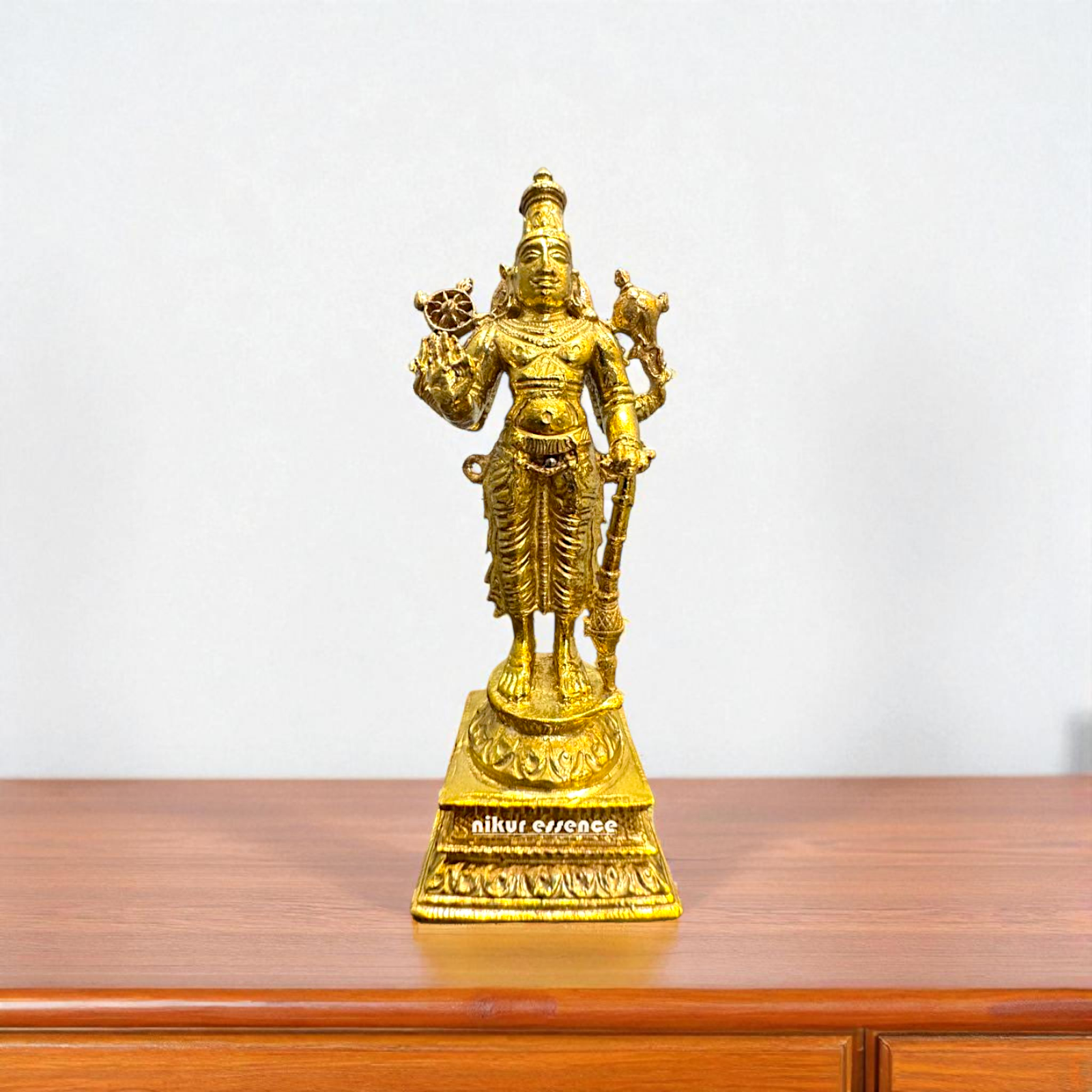 Varadaraja Swamy Panchaloha Statue – Kanchipuram Vishnu Deity in Temple Style | Nikur Essence Nikuressence
