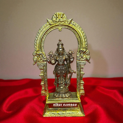 Cheluva Narayan Swamy with Prabhavali Panchaloha Idol Nikuressence