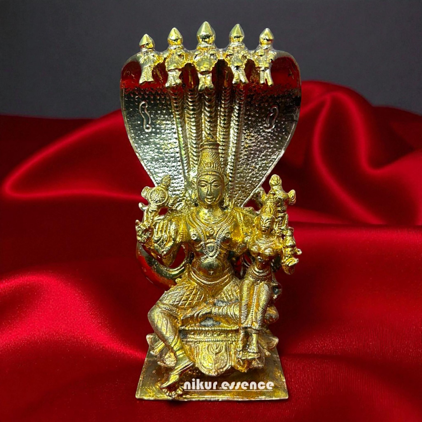 Vishnu Bhagwan with Goddess Lakshmi Idol in Panchaloha – Divine Duo Sculpture for Pooja Room, Vastu, and Temple Decor | Antique Bronze Finish Panchaloha Murti Nikuressence