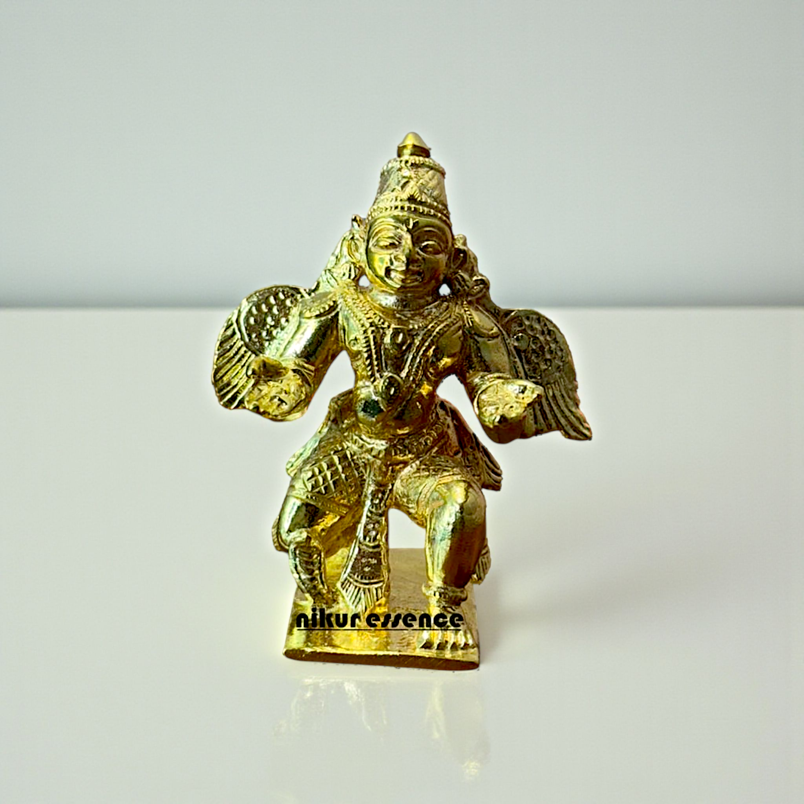 Lord Garuda Panchaloha Idol by Nikur Essence – Handcrafted Divine Sculpture of Vishnu’s Vahana and Protector Nikuressence