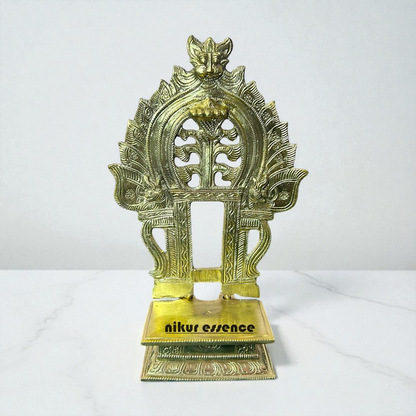Peeta Prabhavali Panchaloha Idol – Divine Temple Frame with Spiritual Aura, Symbol of Purity, Power, and Devotion Nikuressence
