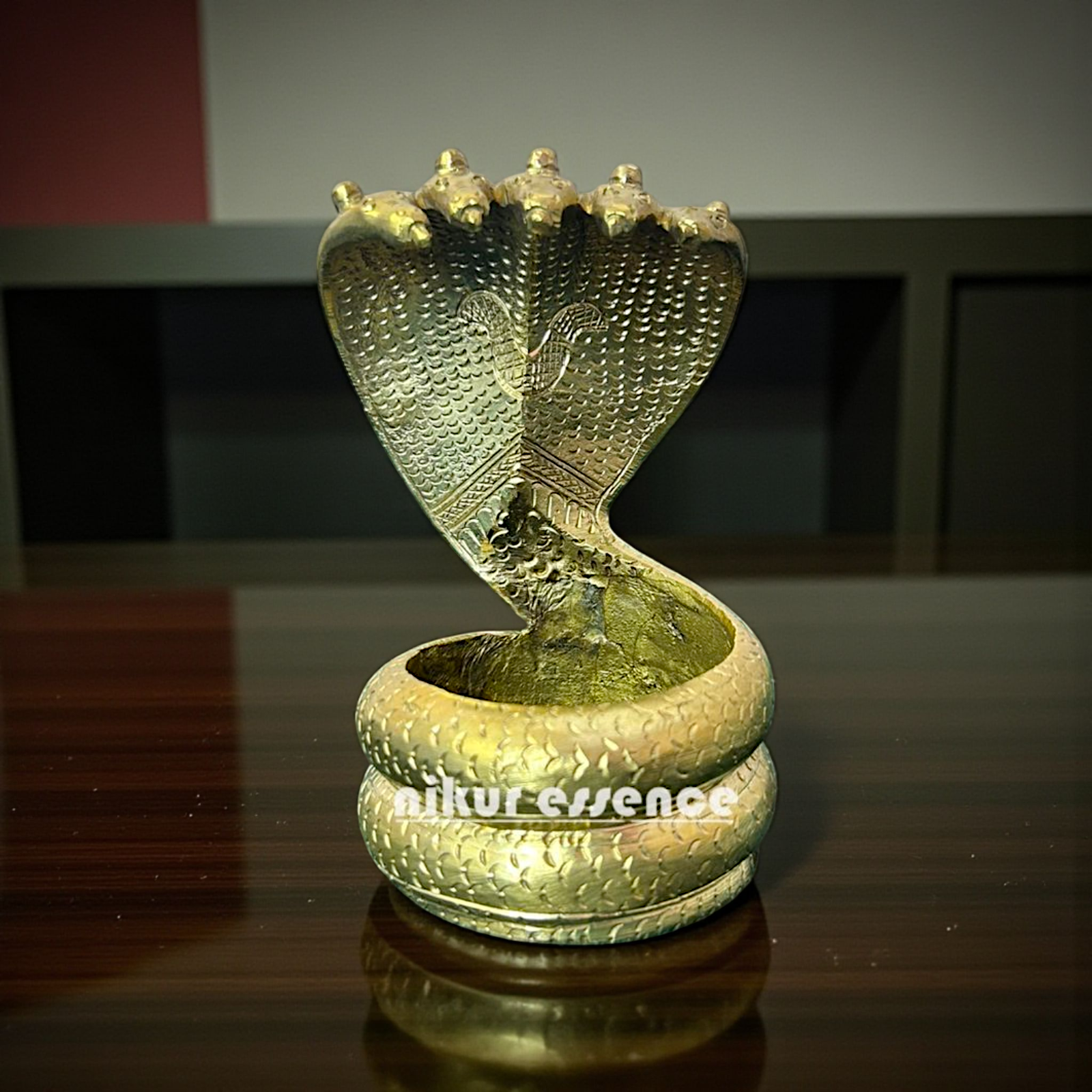Naag Panchaloha Idol – Sacred Serpent Deity Statue Handmade from Panchaloha Nikuressence