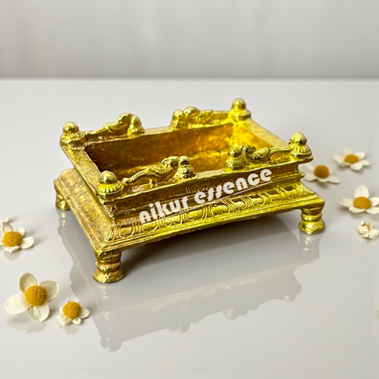 Divine Cradle Panchaloha Idol – Sacred Baby Krishna Cradle Symbol of Joy, Prosperity Nikuressence