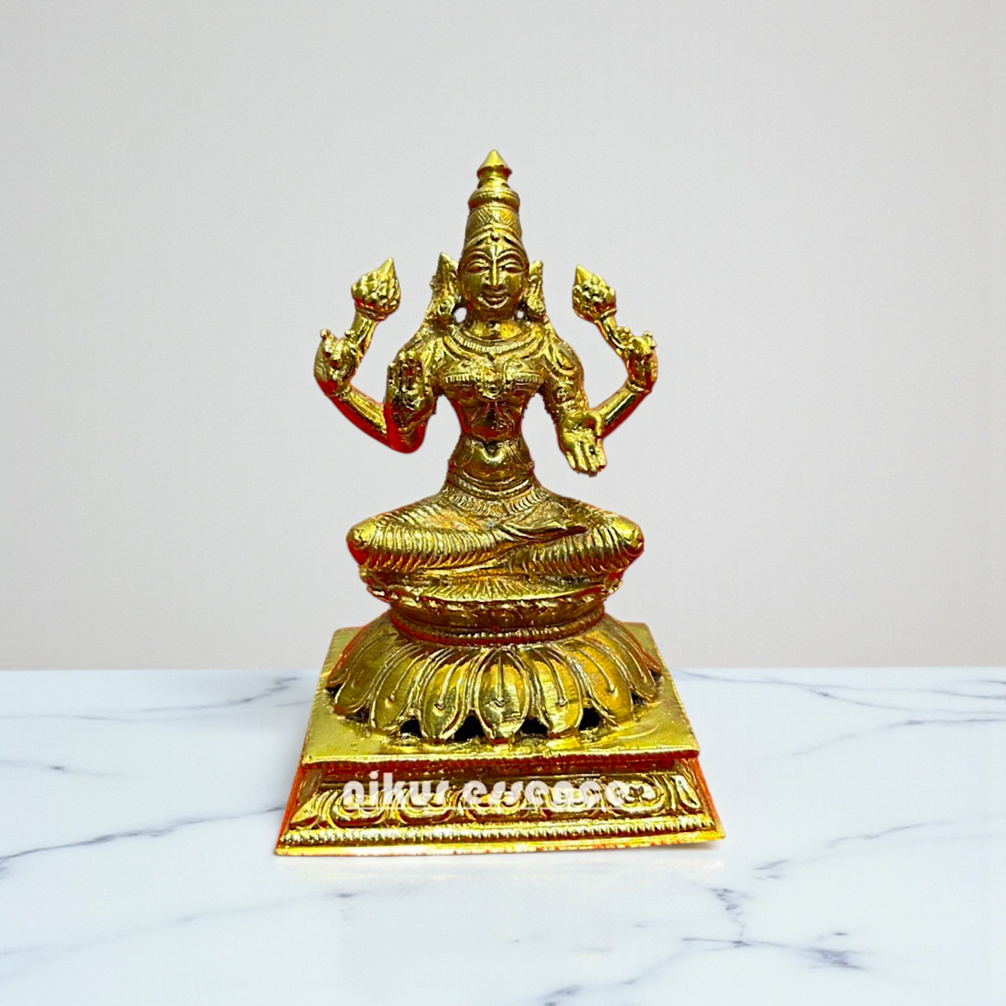 Goddess Lakshmi Panchaloha Idol – Sacred Handcrafted Statue of Wealth, Prosperity, and Abundance Nikuressence