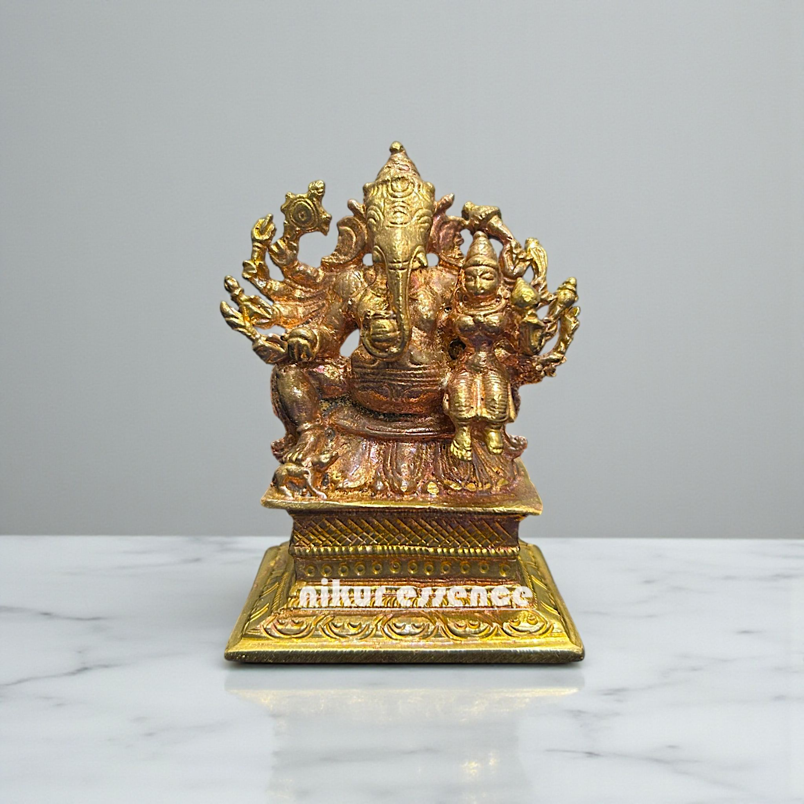 Nikur Essence Panchaloha Ganesha Idol – Exquisite Handcrafted Metal Statue of Lord Ganesh Nikuressence