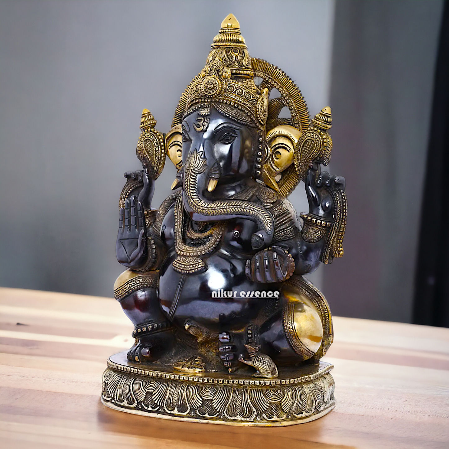 Big Ganesha Vinayaka Sitting Brass idol - 19 inches Nikuressence