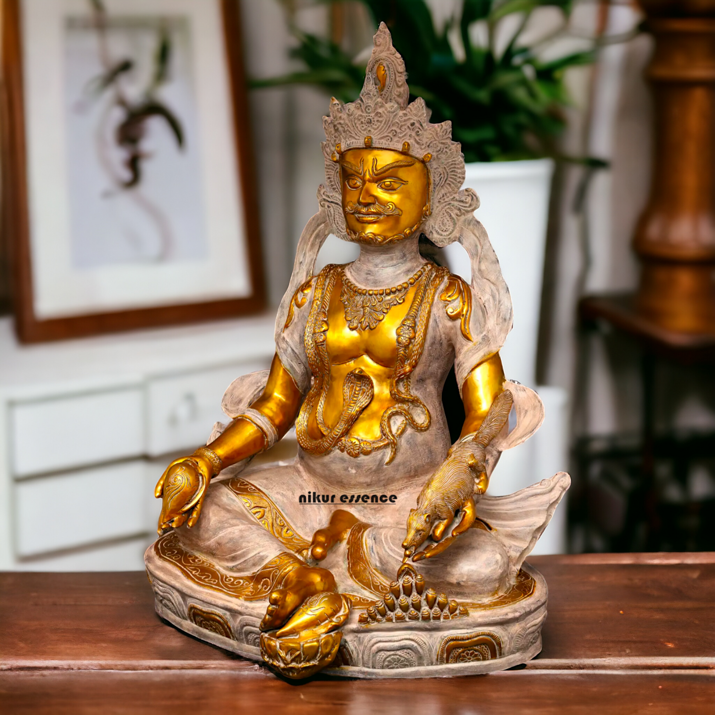 Brass kubera Sitting statue - 43 Inches Nikuressence