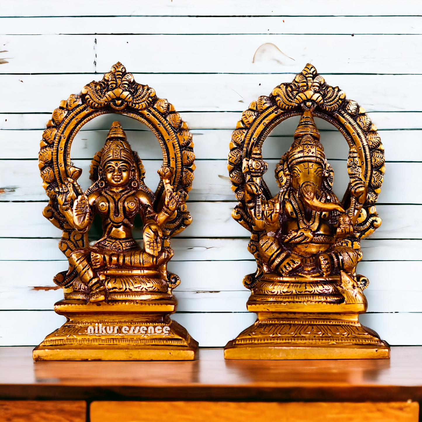 Antique brass Lakshmi Ganesh Pair statue - 7.5 inches Nikuressence