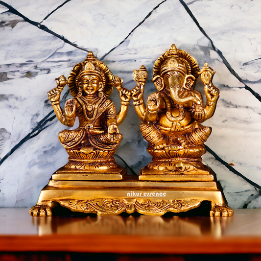 Lakshmi Ganesha Seated Pital ki Murti - 7 inches Nikuressence