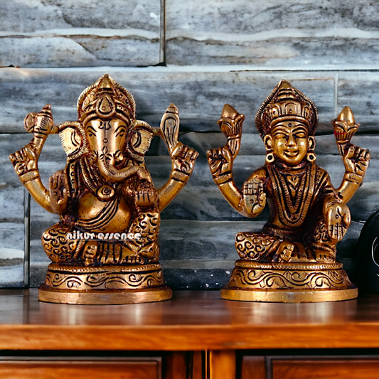 Ganesha Lakshmi Pital Antique Brass idol - 4 Inches Nikuressence