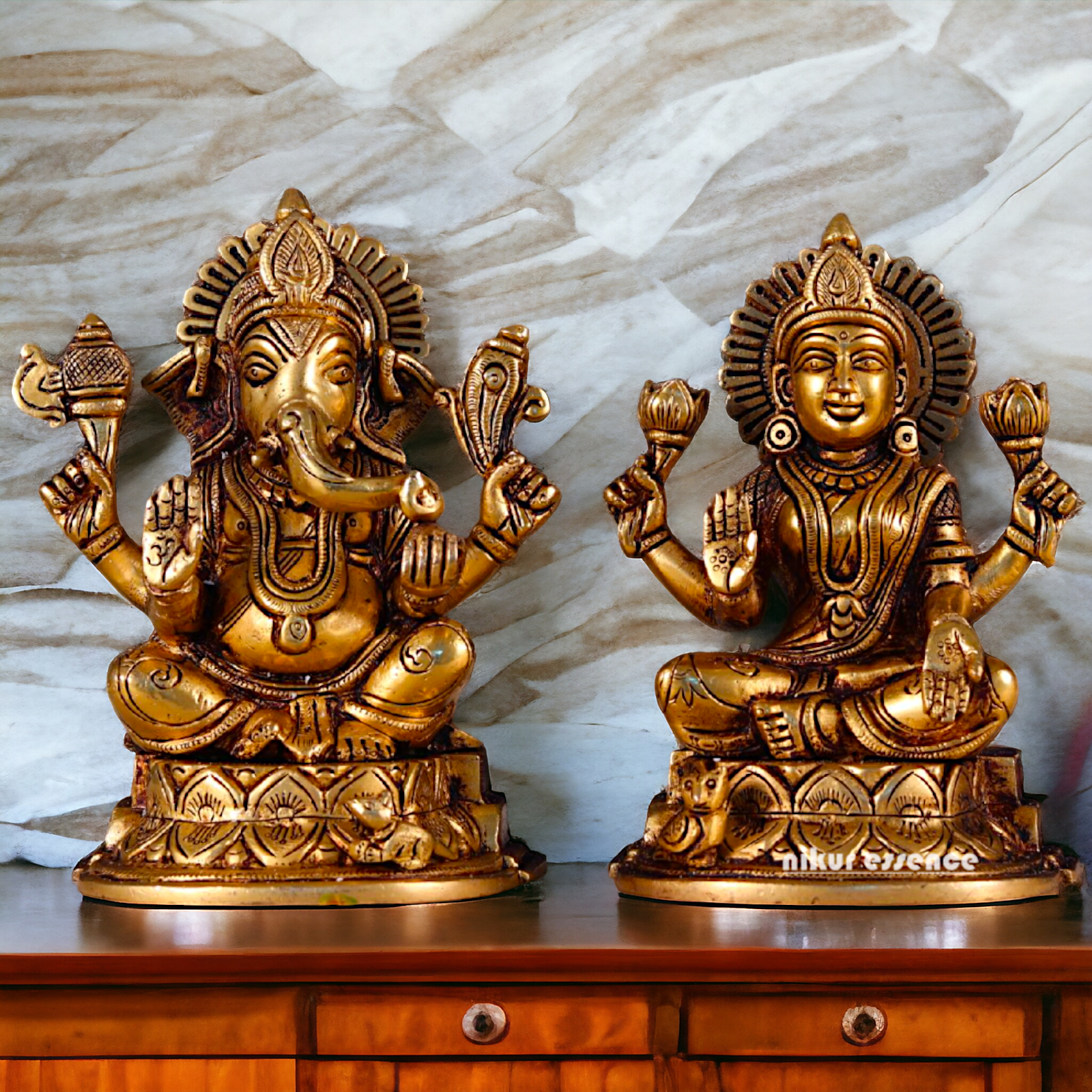 Antique Brass Lakshmi Ganesha Pital idol - 6.1 Inches Nikuressence