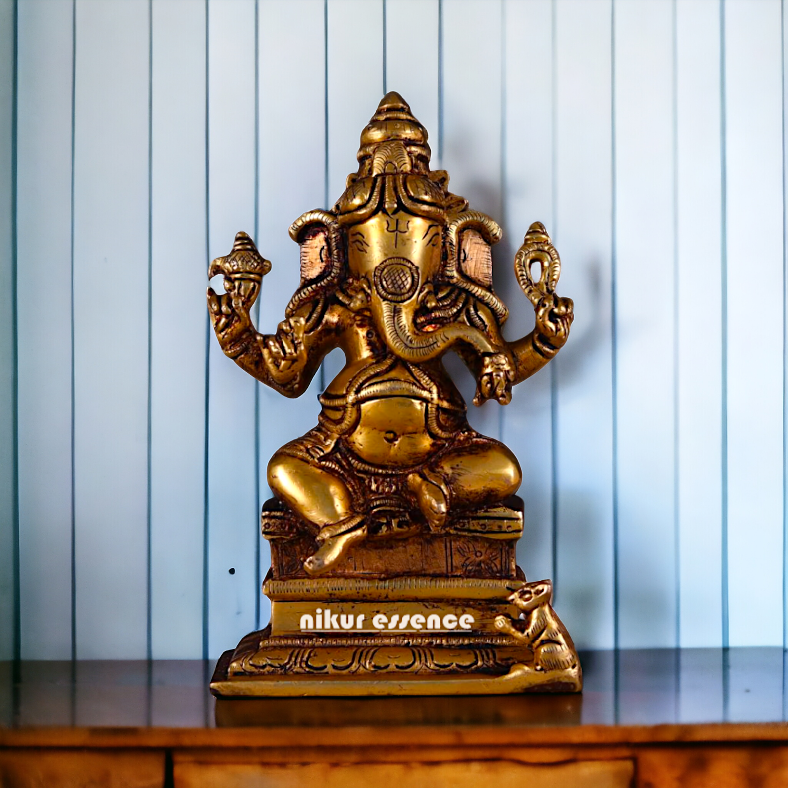 Ganesha Vinayaka Sitting pital ki murti - 6.2 inches Nikuressence