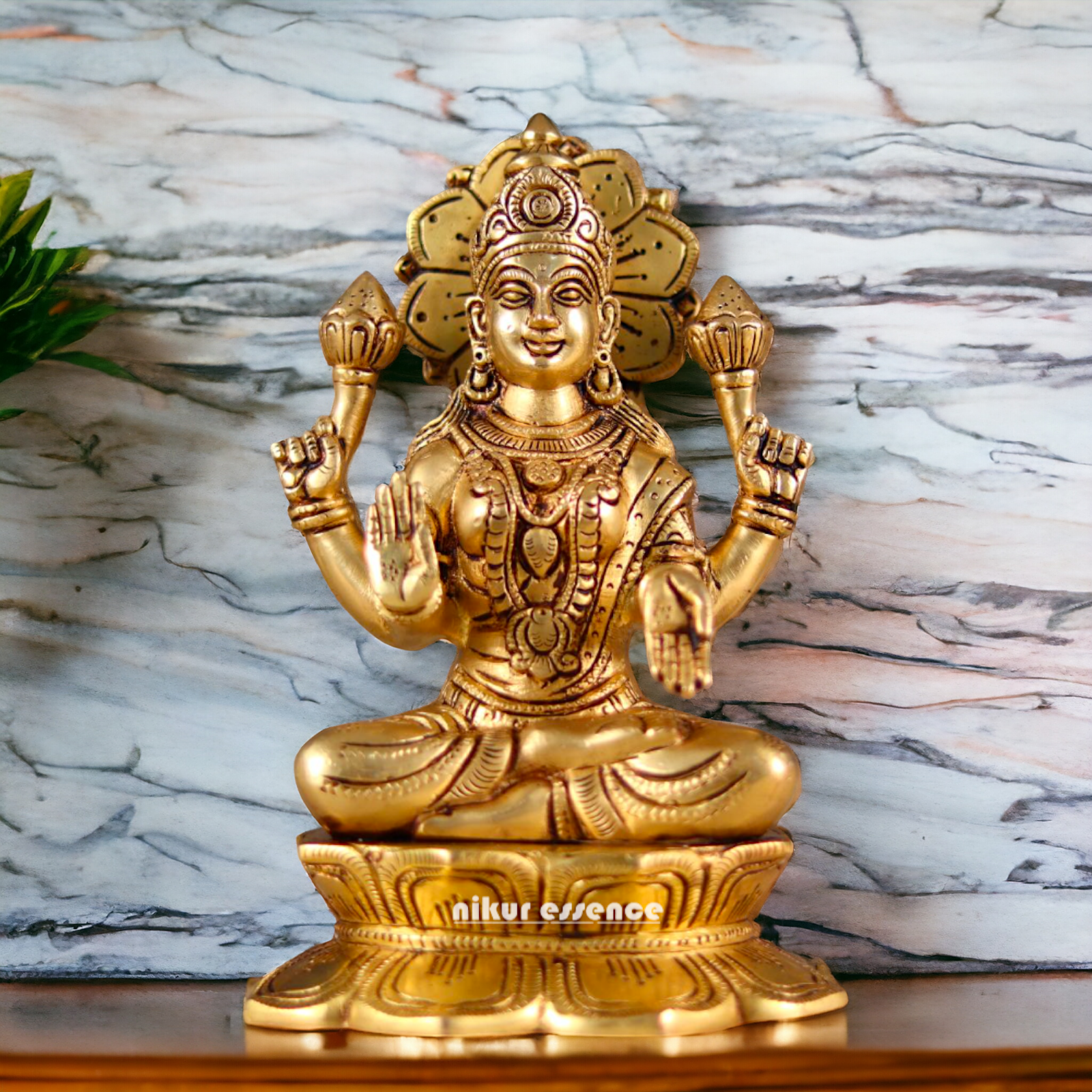 Pital Lakshmi Maa solid brass idol - 8 inches Nikuressence