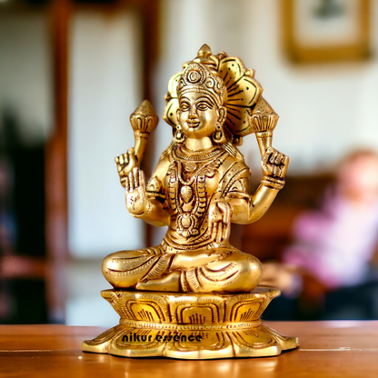 Pital Lakshmi Maa solid brass idol - 8 inches Nikuressence