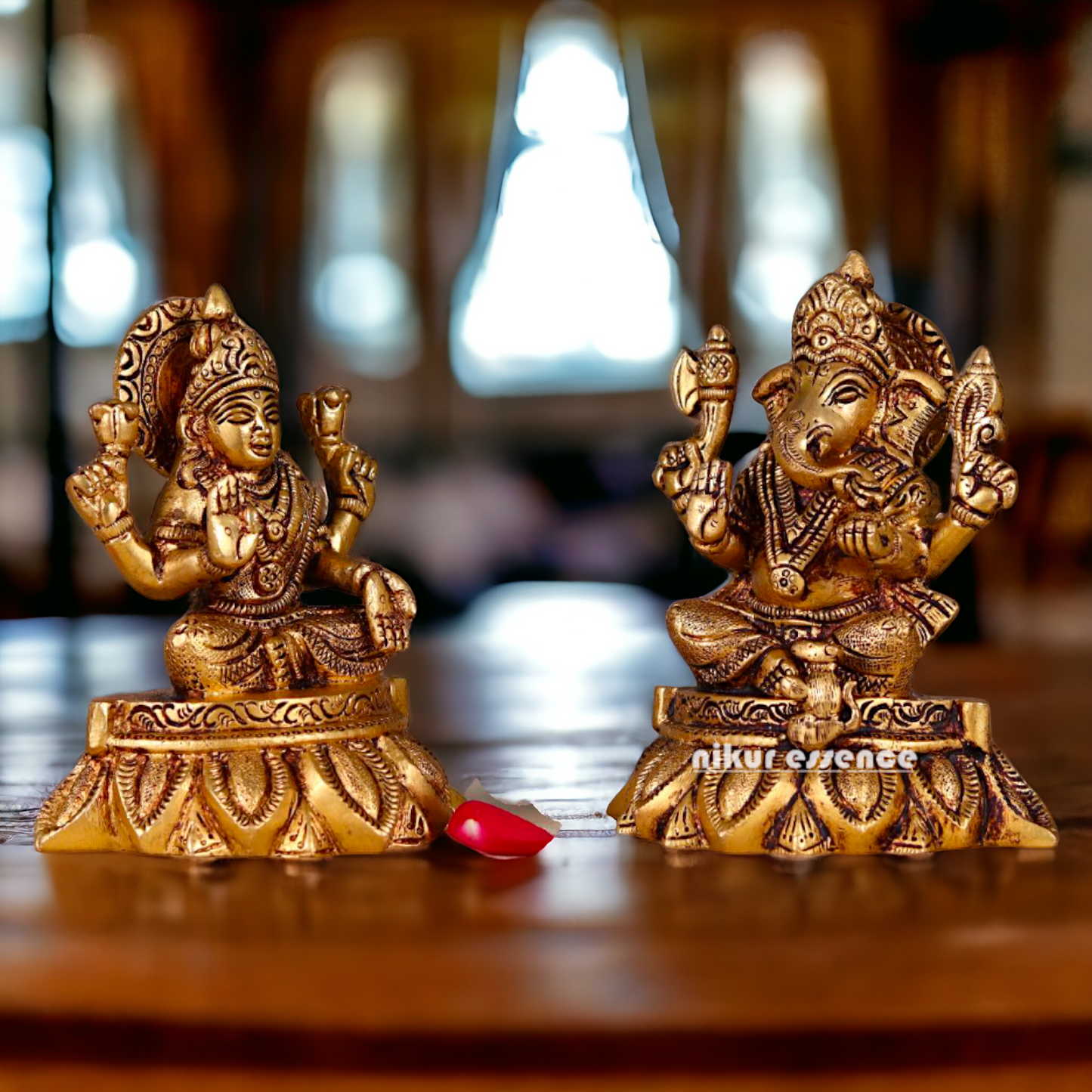 Mahalakshmi Ganesha Seated Brass Pair idol - 5.2 inches Nikuressence