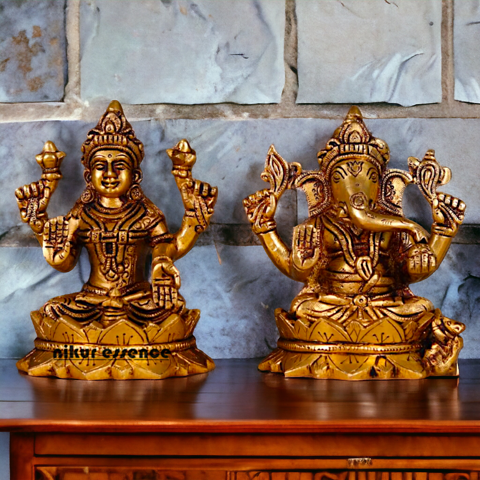 Pital Ganesha Lakshmi Brass Pair idol - 5.3 inches Nikuressence