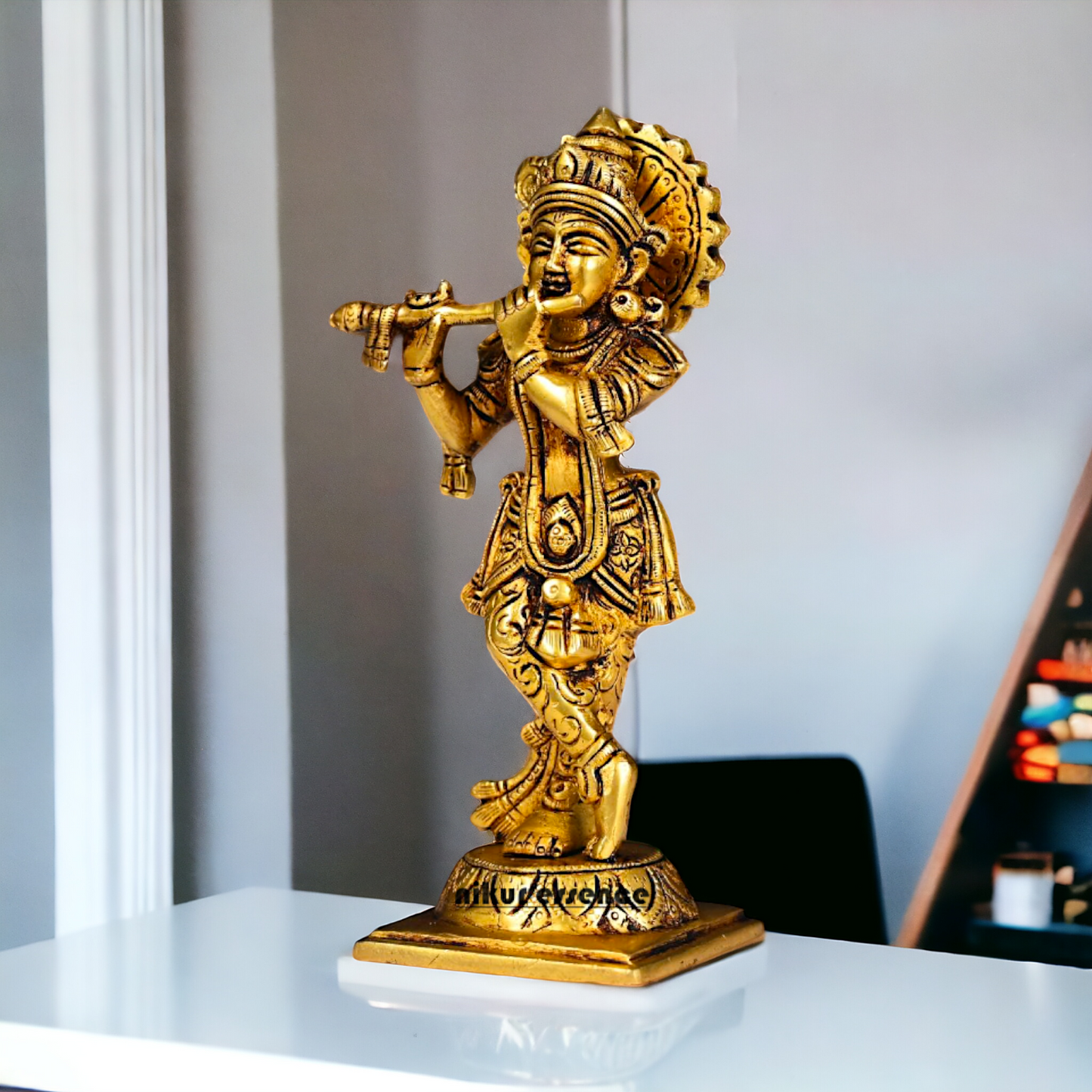 Superfine Brass Krishna Standing Playing Flute Pital idol - 7.5 inches Nikuressence