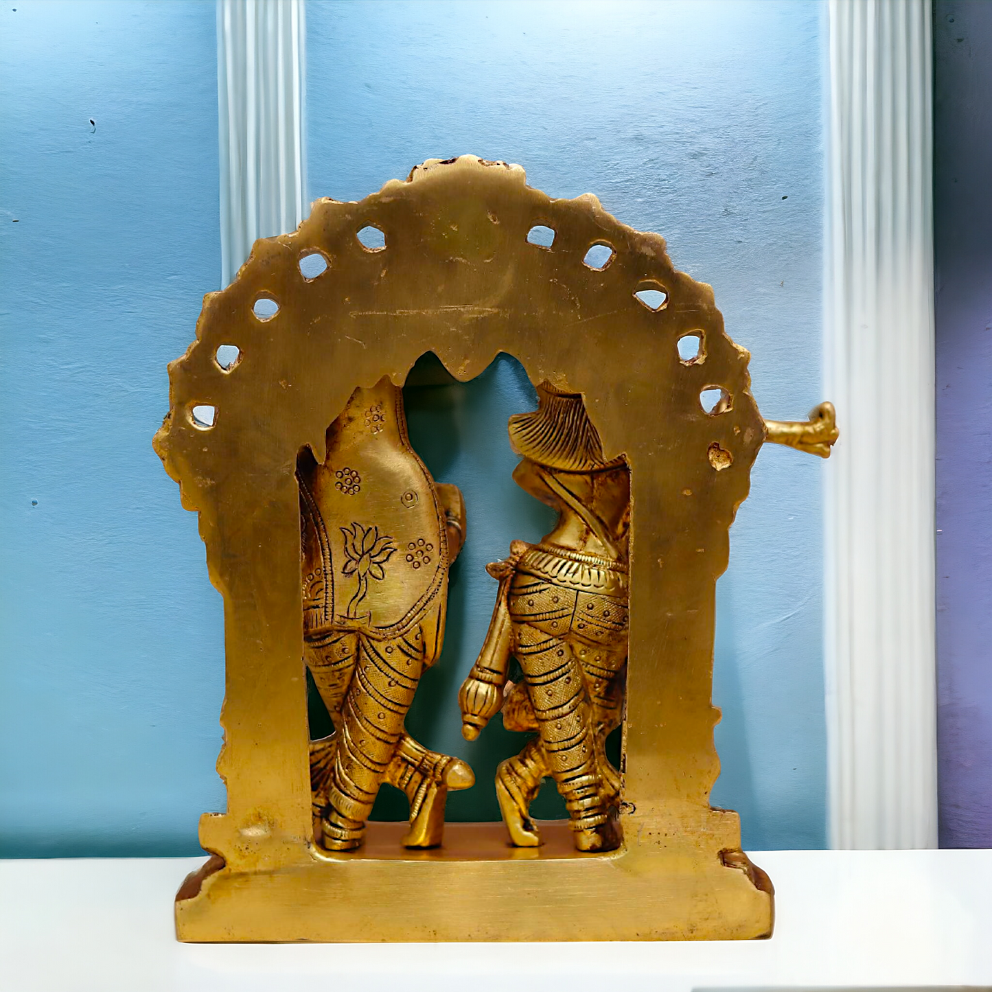Radha Krishna Beautiful Brass Murti - 8.6 inches Nikuressence