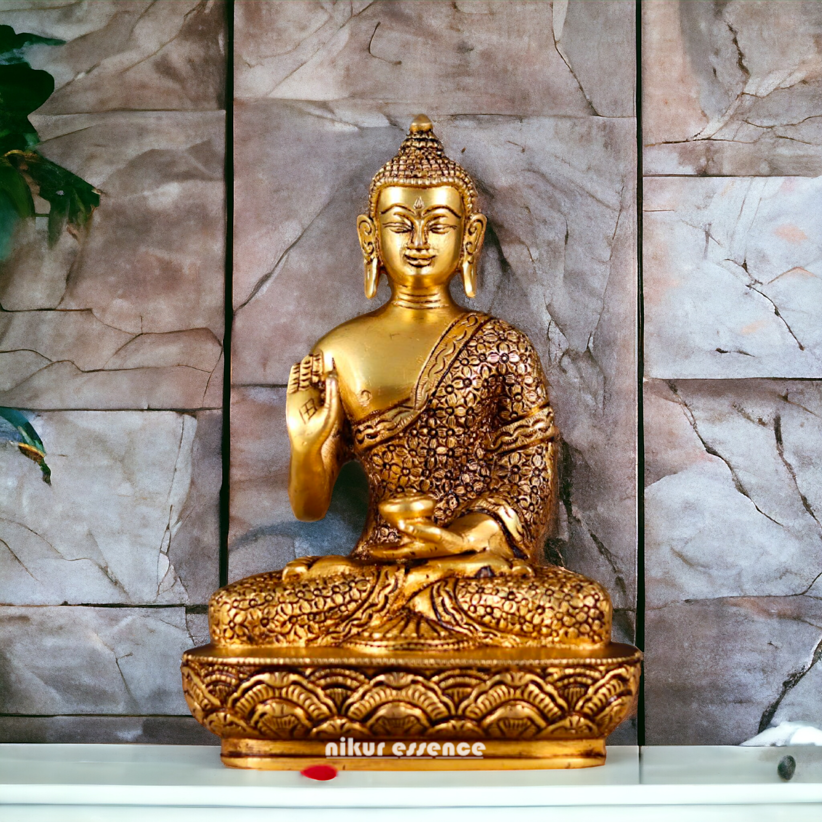 Superfine Brass Buddha Sitting statue - 8 inches Nikuressence