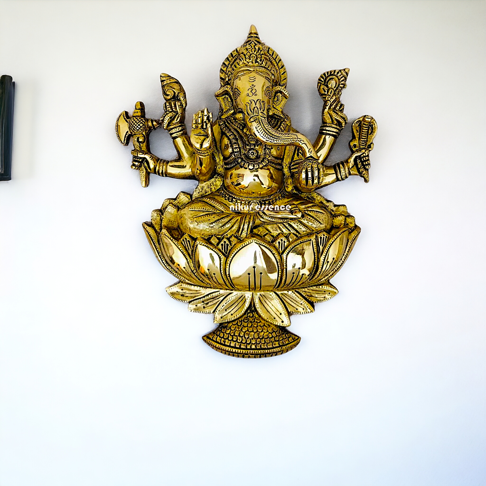 Ganesha wall hanging Brass Idol - 13 inches Nikuressence