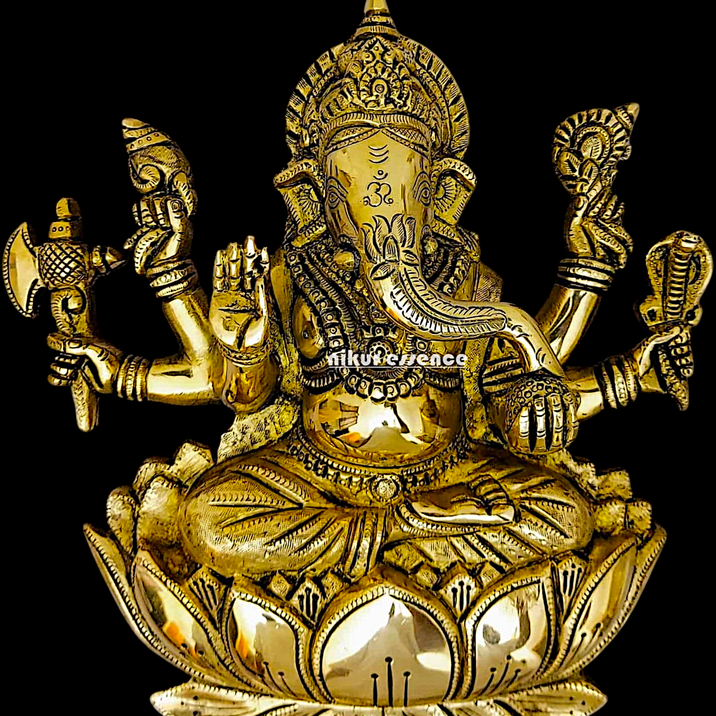 Ganesha wall hanging Brass Idol - 13 inches Nikuressence