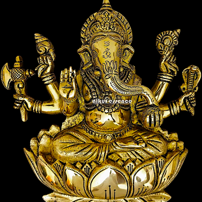 Ganesha wall hanging Brass Idol - 13 inches Nikuressence