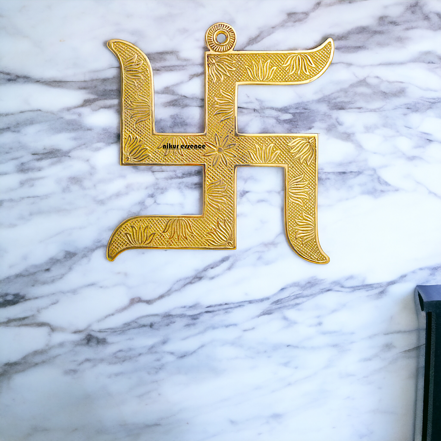 Swastik Brass wall hanging - 10 Inches Nikuressence