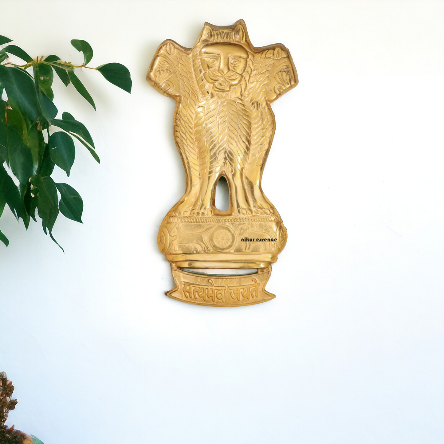 Ashok stambh Brass wall hanging plate idol - 26 Inches Nikuressence