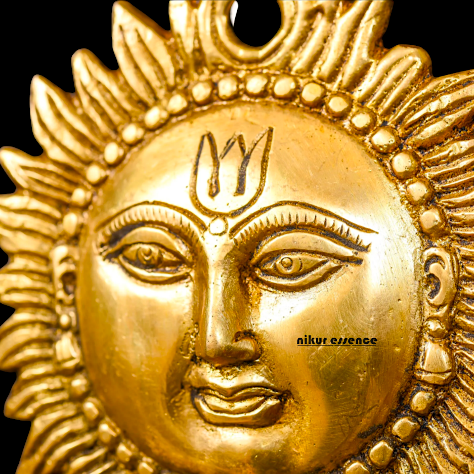 Sun face Brass wall hanging plate idol - 5.8 Inches Nikuressence