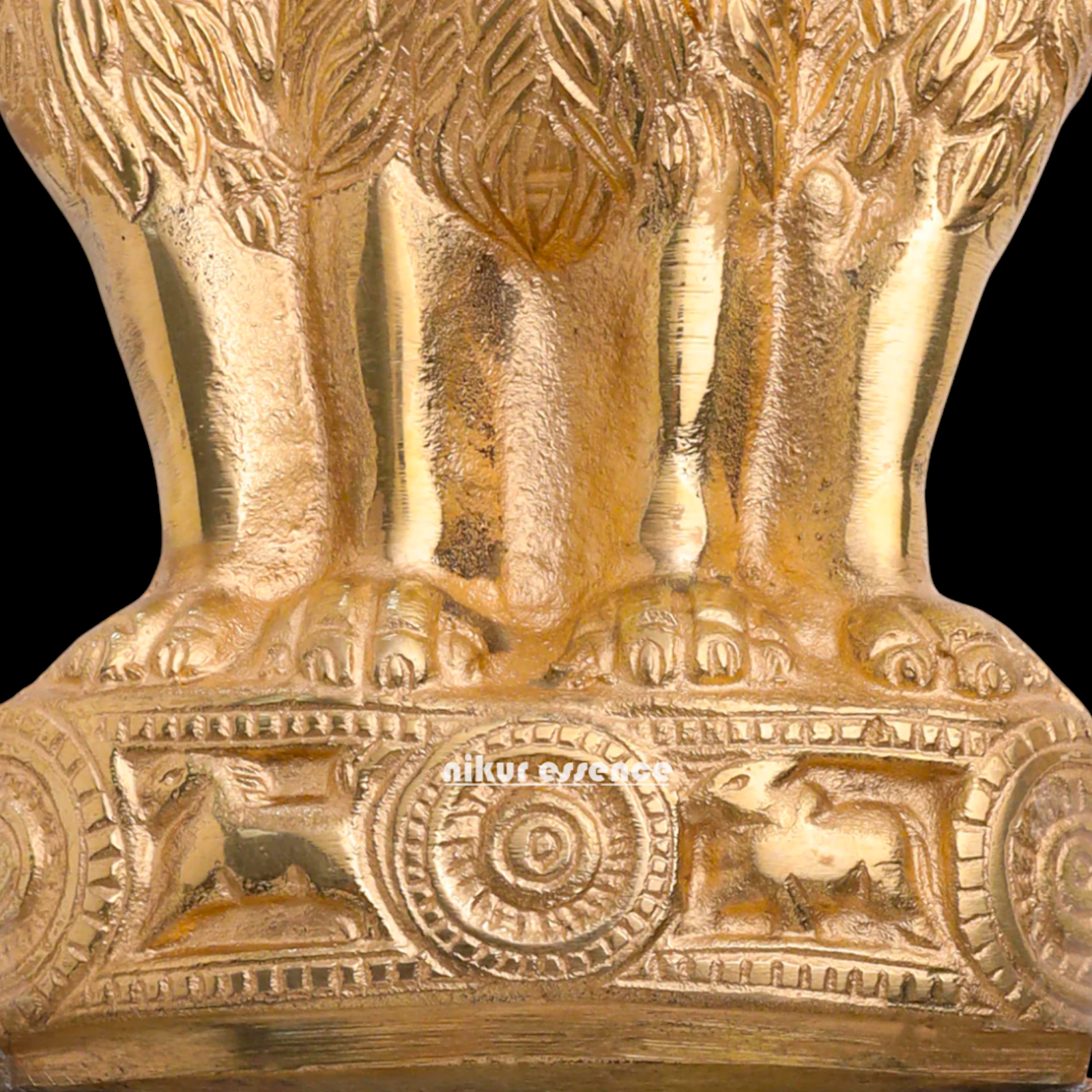 Brass Ashok stambh decor wall hanging plate idol- 9 inches Nikuressence