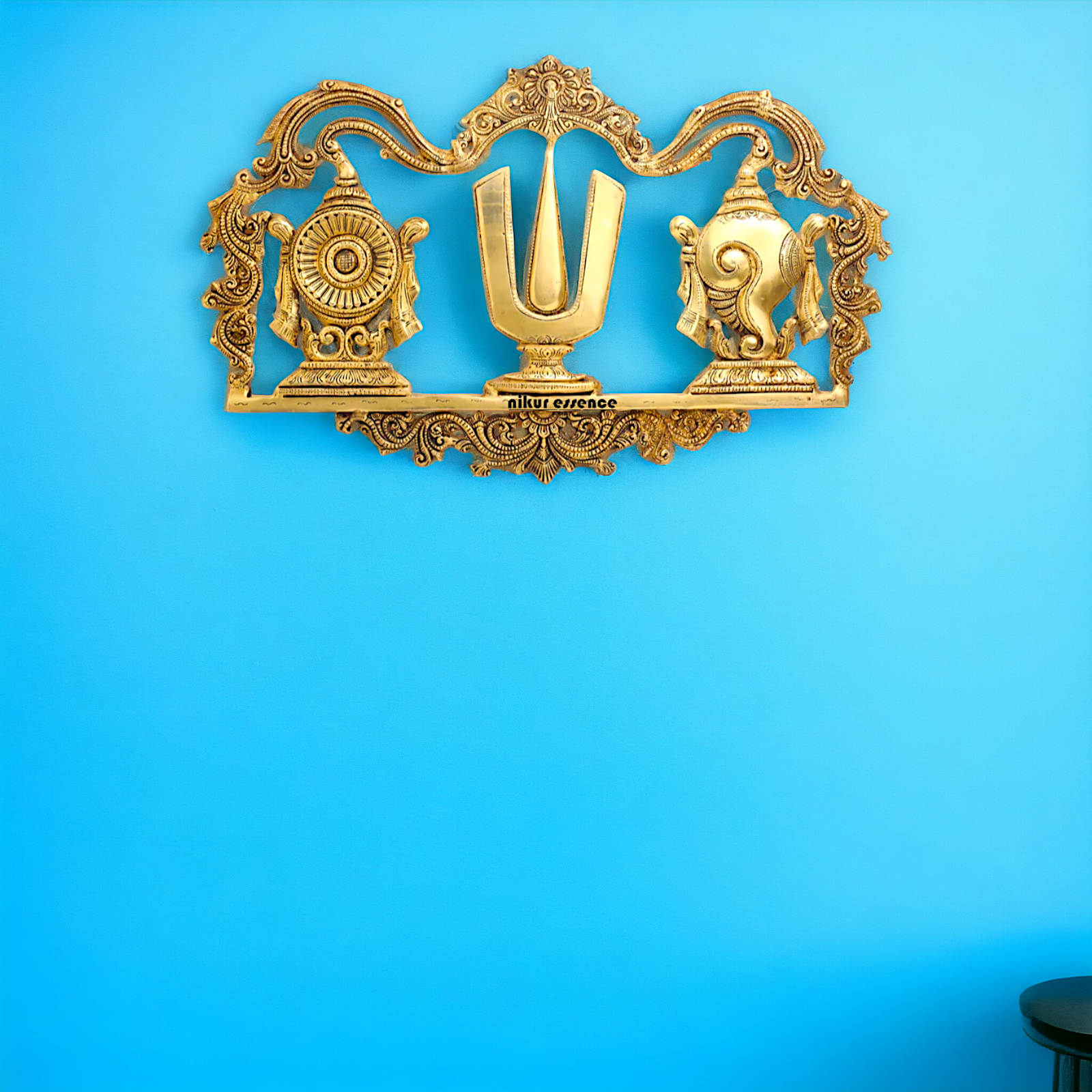 Pure Brass wall Shankh chakra namaha wall hanging plate idol- 13.5 Inches Nikuressence