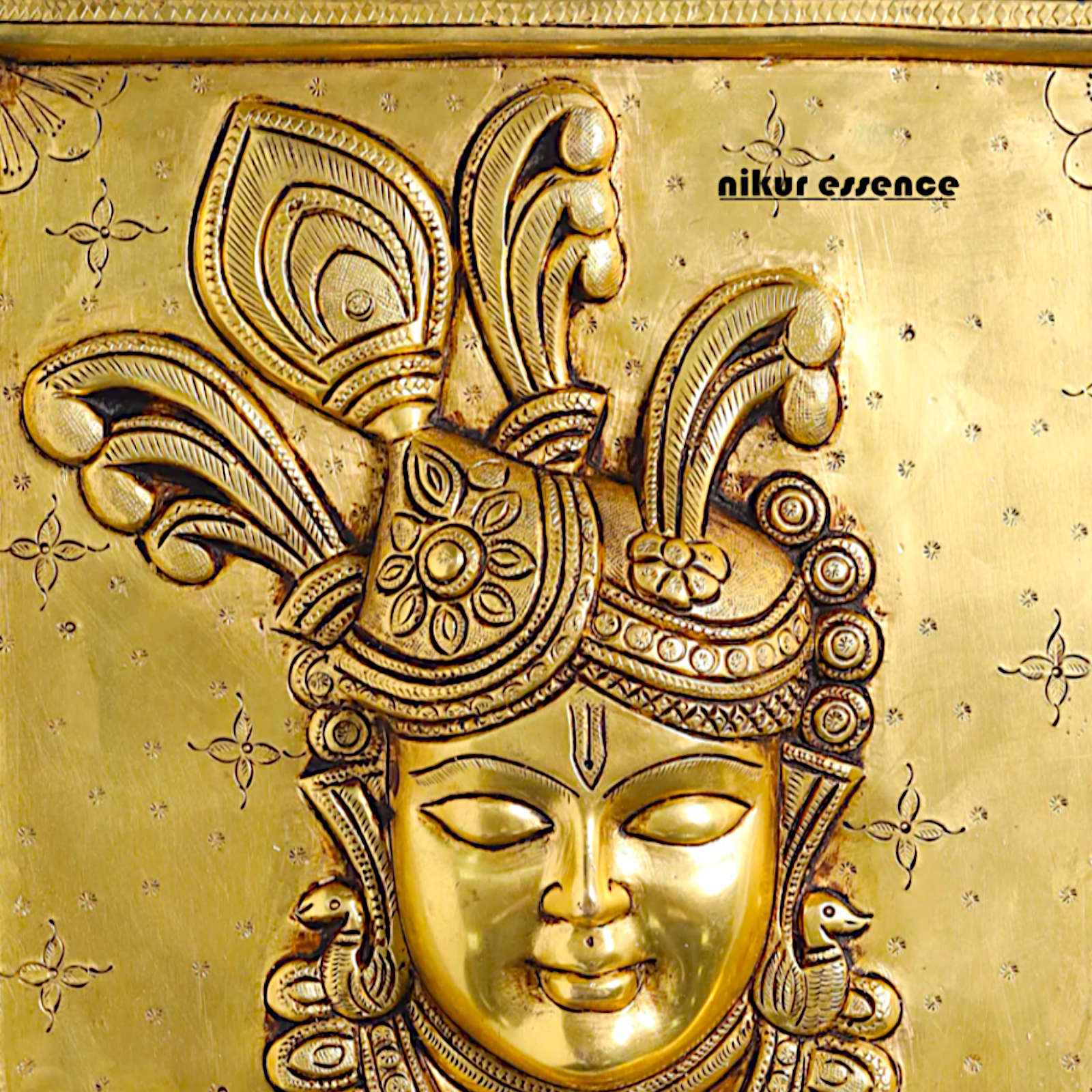 Krishna Govinda Brass wall Hanging plate idol - 9.5 Inches Nikuressence