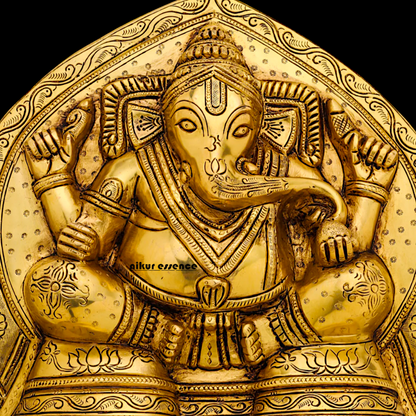 Brass Ganesha beautiful wall Hanging plate - 11.5 Inches Nikuressence