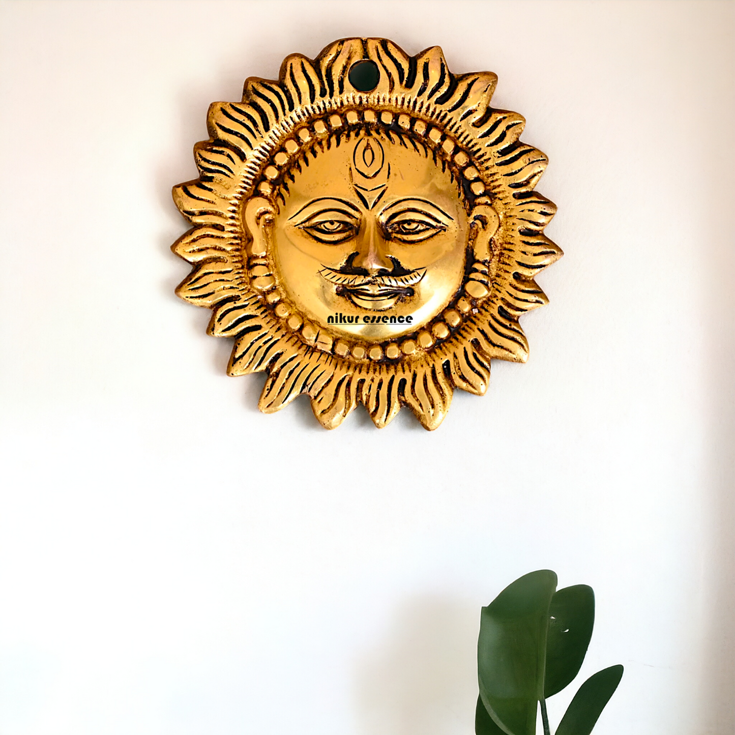 Brass Sun face wall Hanging plate - 4.2 Inches Nikuressence
