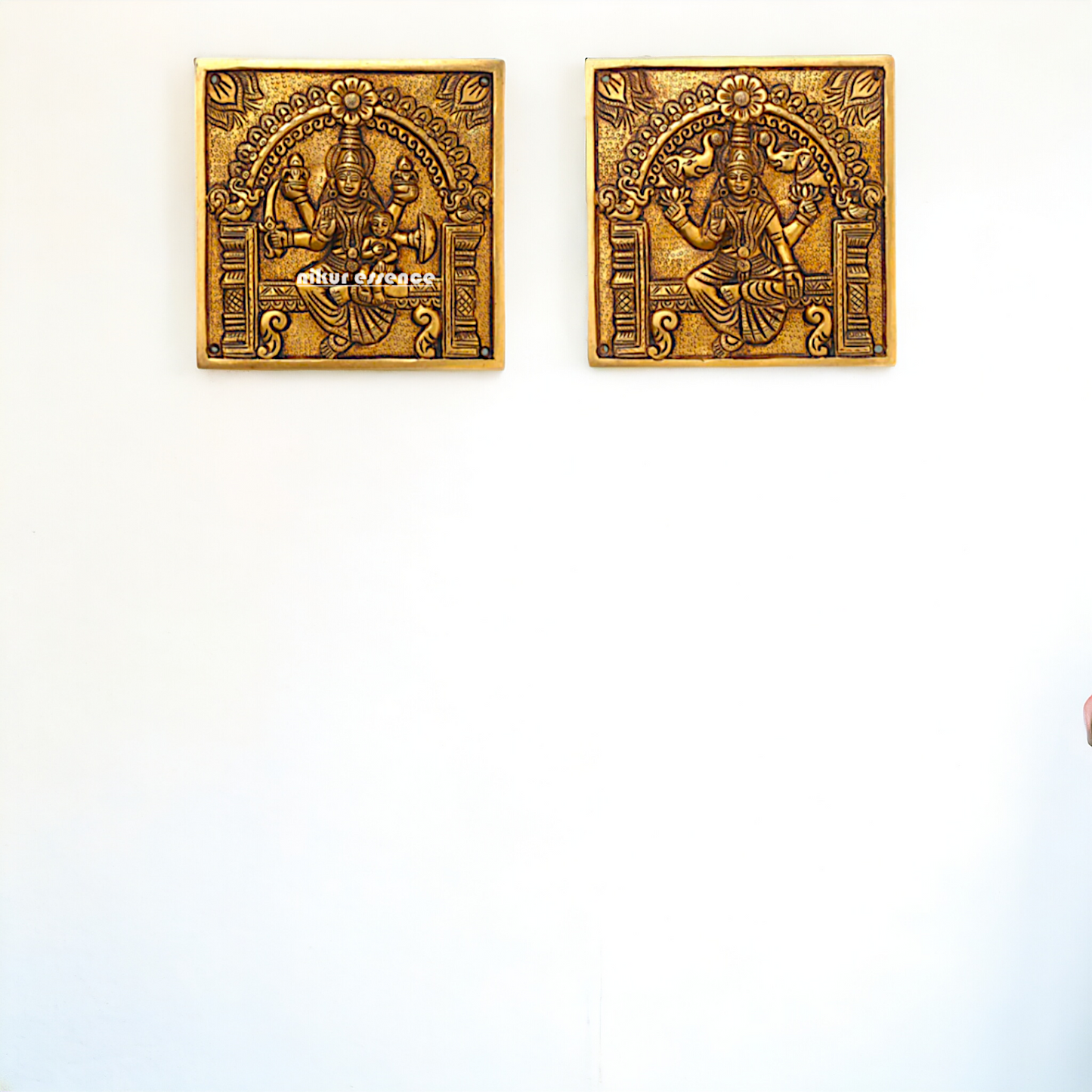 Brass Ashtalakshmi wall Hanging plate - 6.2 Inches Nikuressence