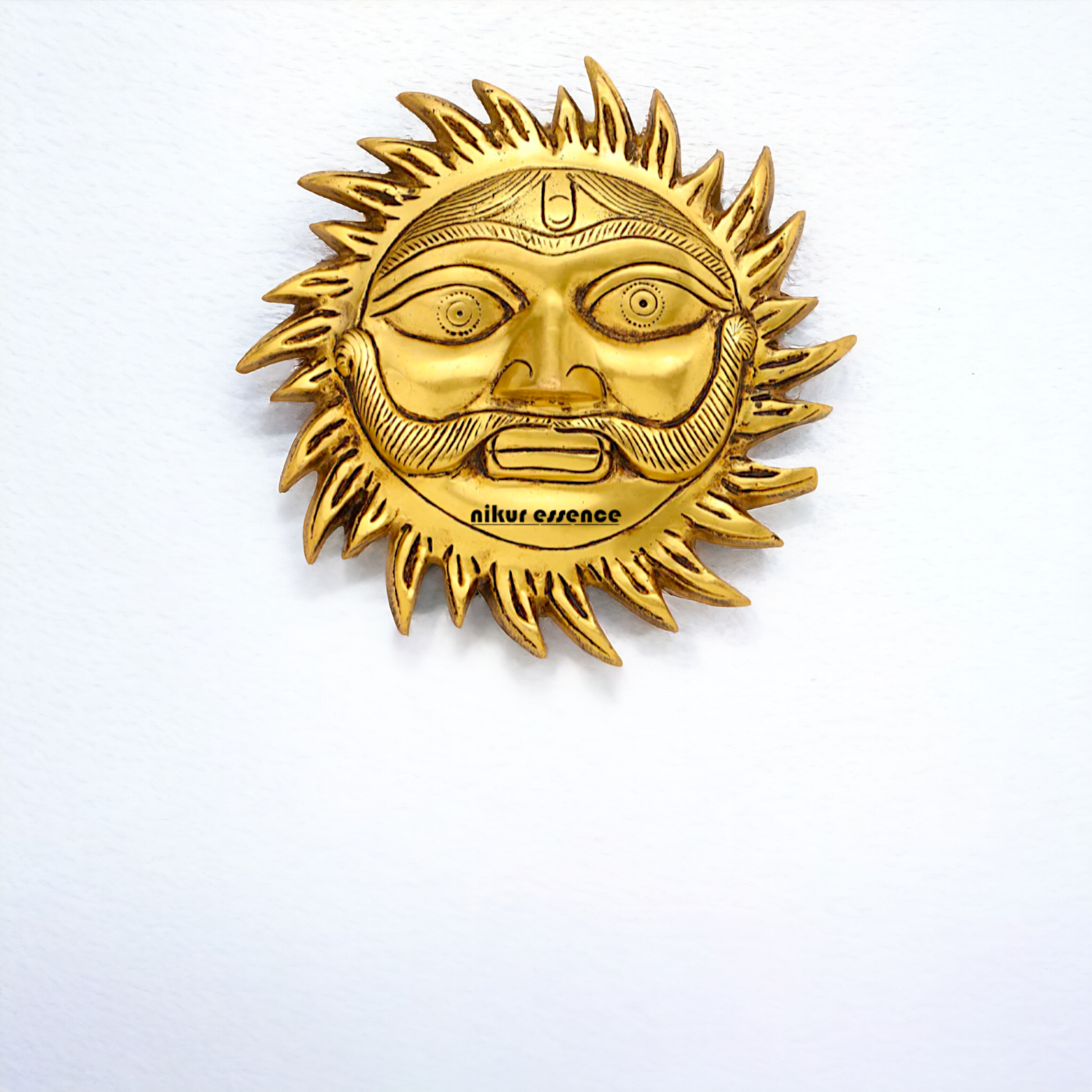 Pure Brass Sun wall Hanging - 7 Inches Nikuressence