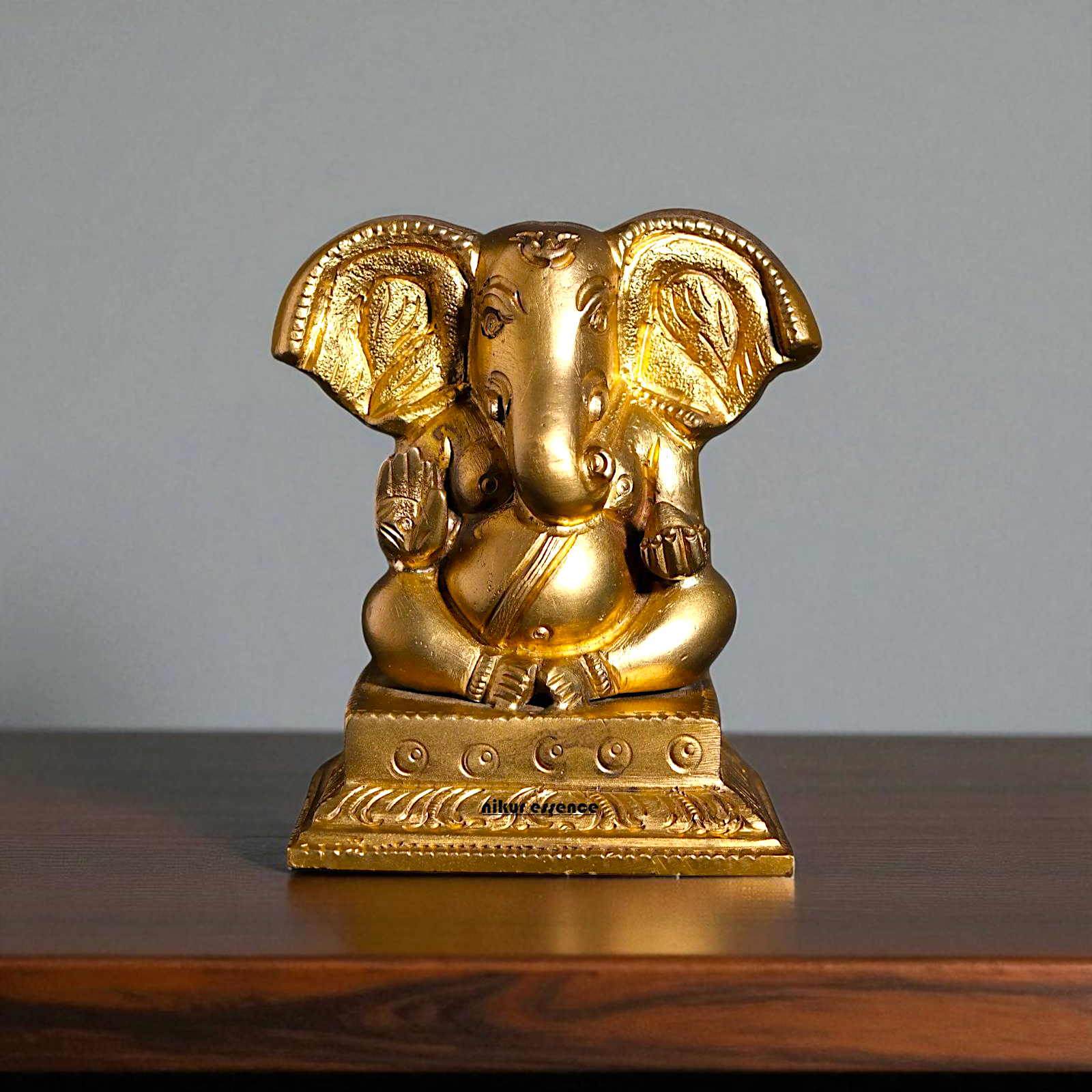 Panchaloha Ganesha Vinayaka Sitting Idol - 3 Inches Nikuressence