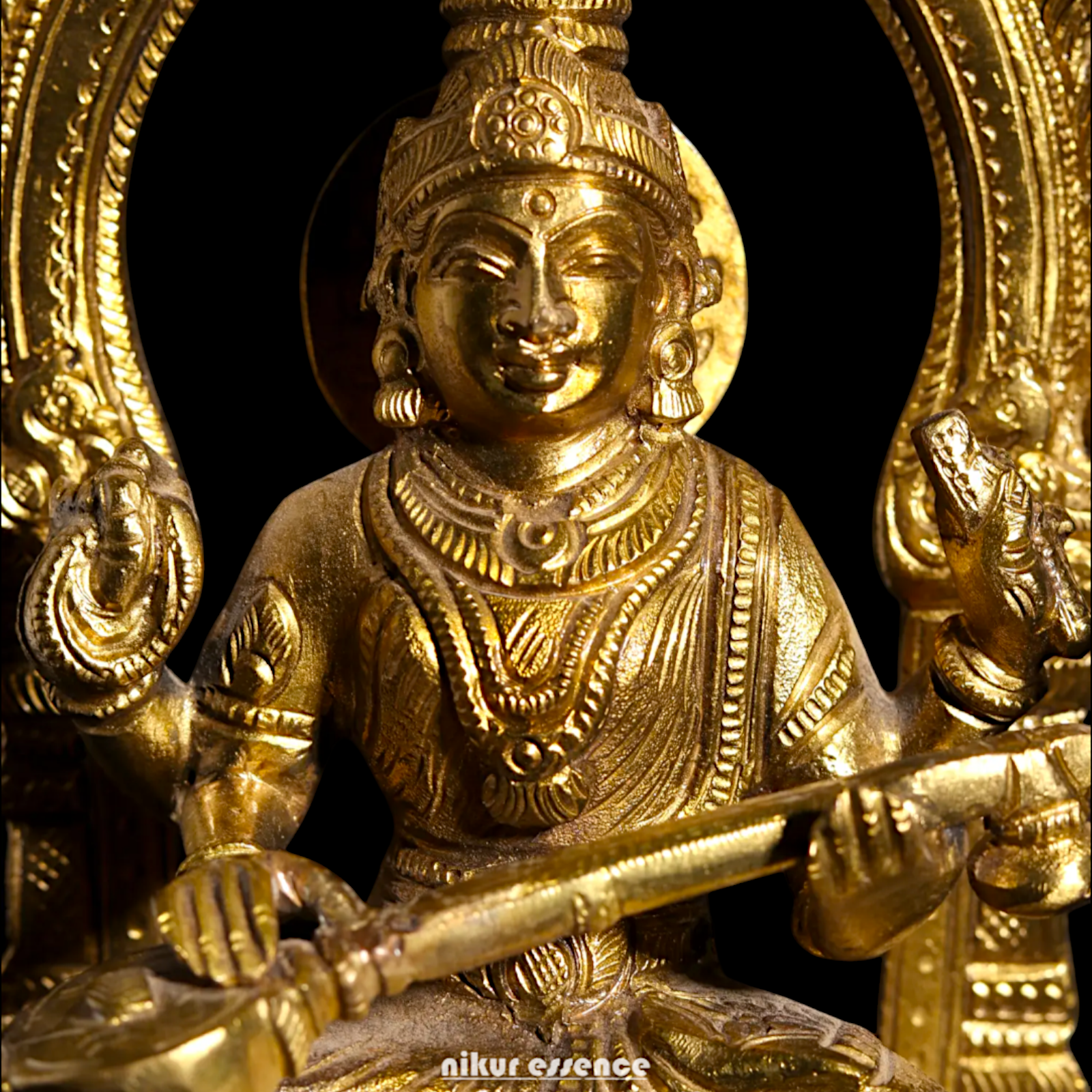 Saraswati seated Panchaloha beautiful statue - 7 Inches Nikuressence