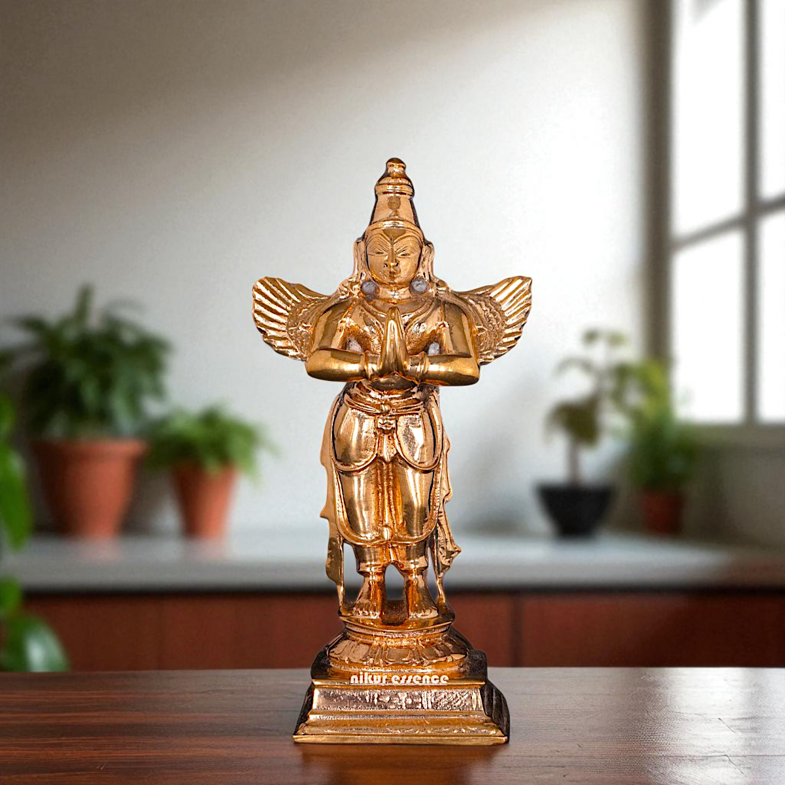 Garuda Standing Panchaloha statue - 4 Inches Nikuressence