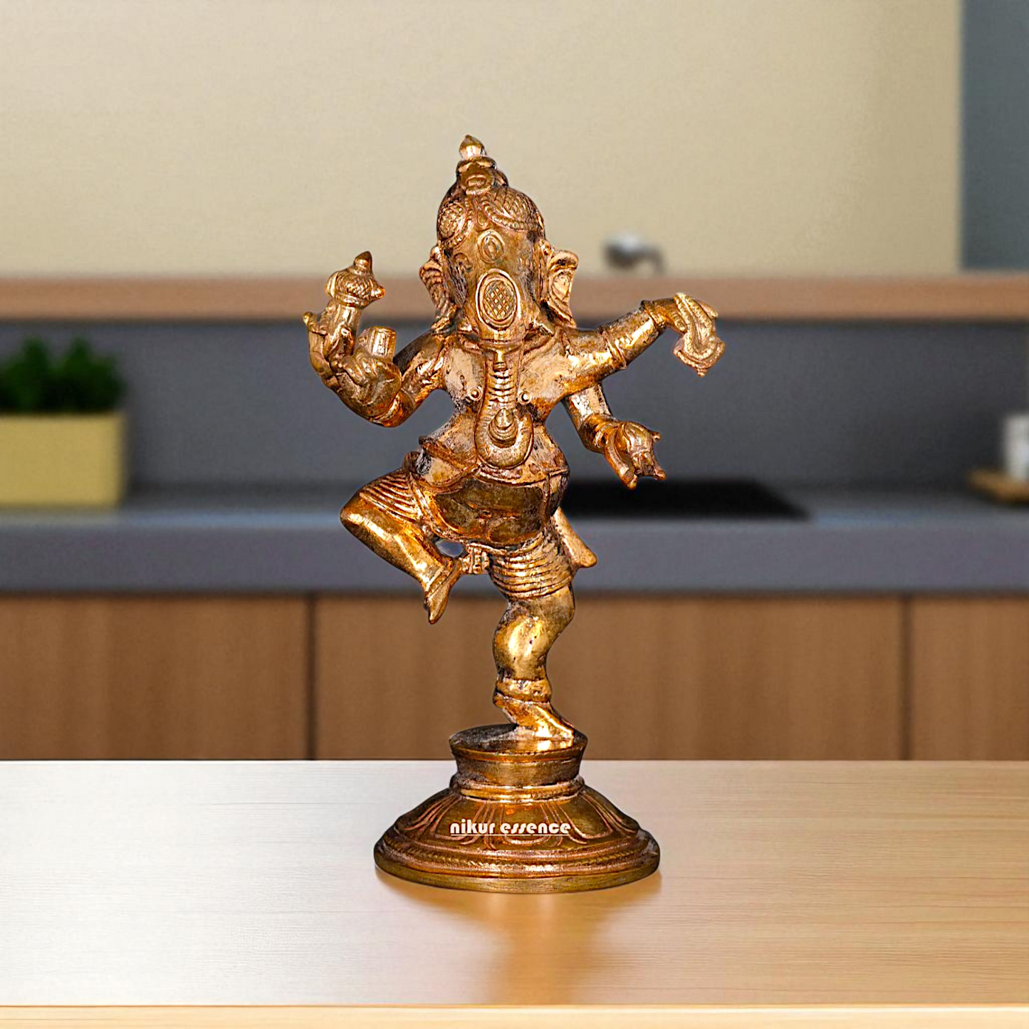 Ganesha dancing with Four hand Panchaloha idol - 4 Inches Nikuressence