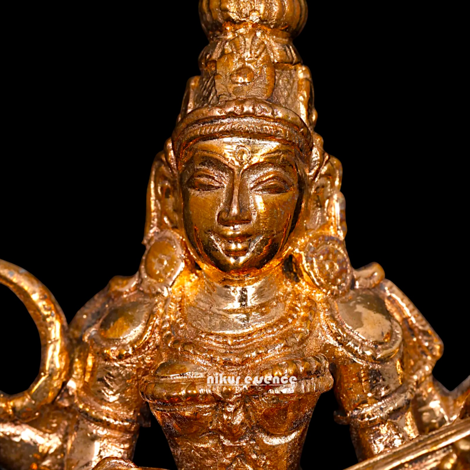 Goddess Saraswati seated Panchaloha statue - 3 inches Nikuressence