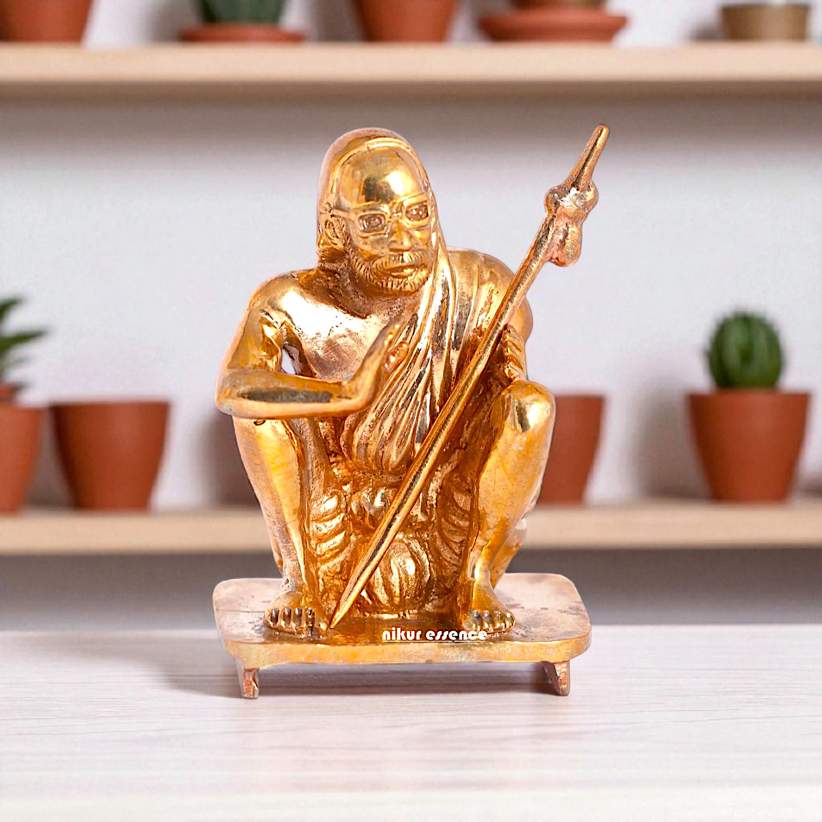 Panchaloha Kanchi Saint Maha Periyava beautiful statue - 4 Inches Nikuressence