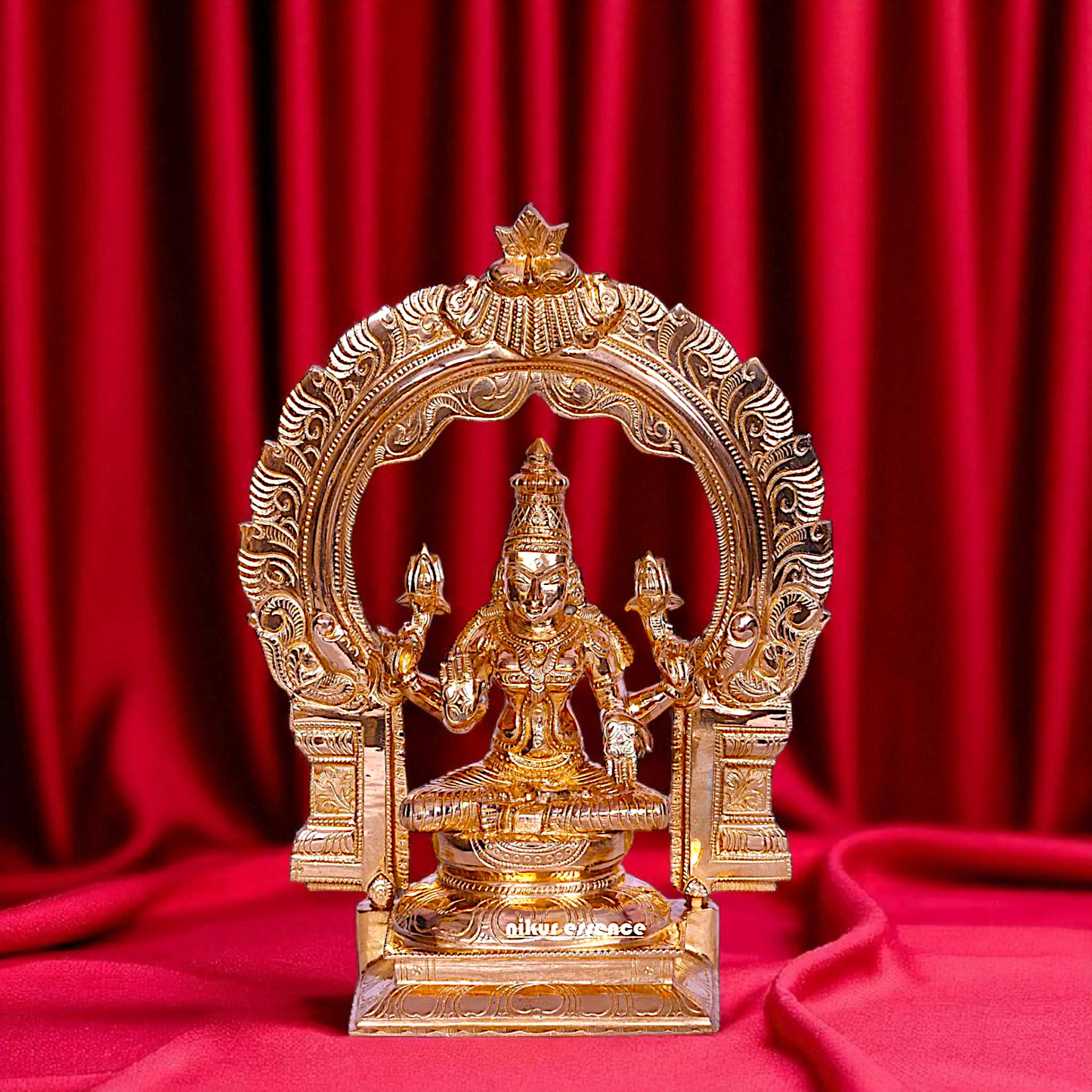 Panchaloha Lakshmi seated statue - 6 inches Nikuressence
