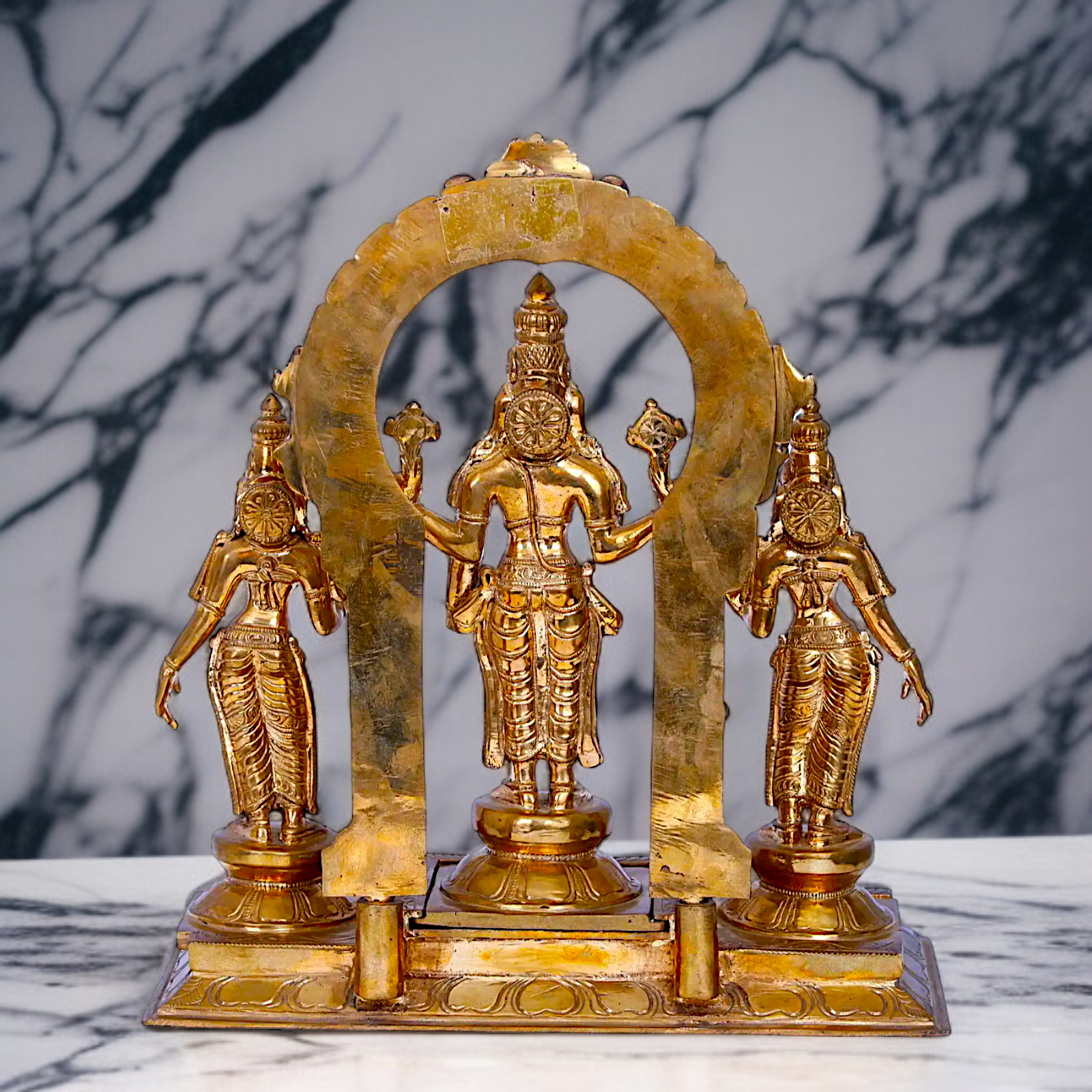 Vishnu Perumal Panchaloha statue - 14 Inches Nikuressence