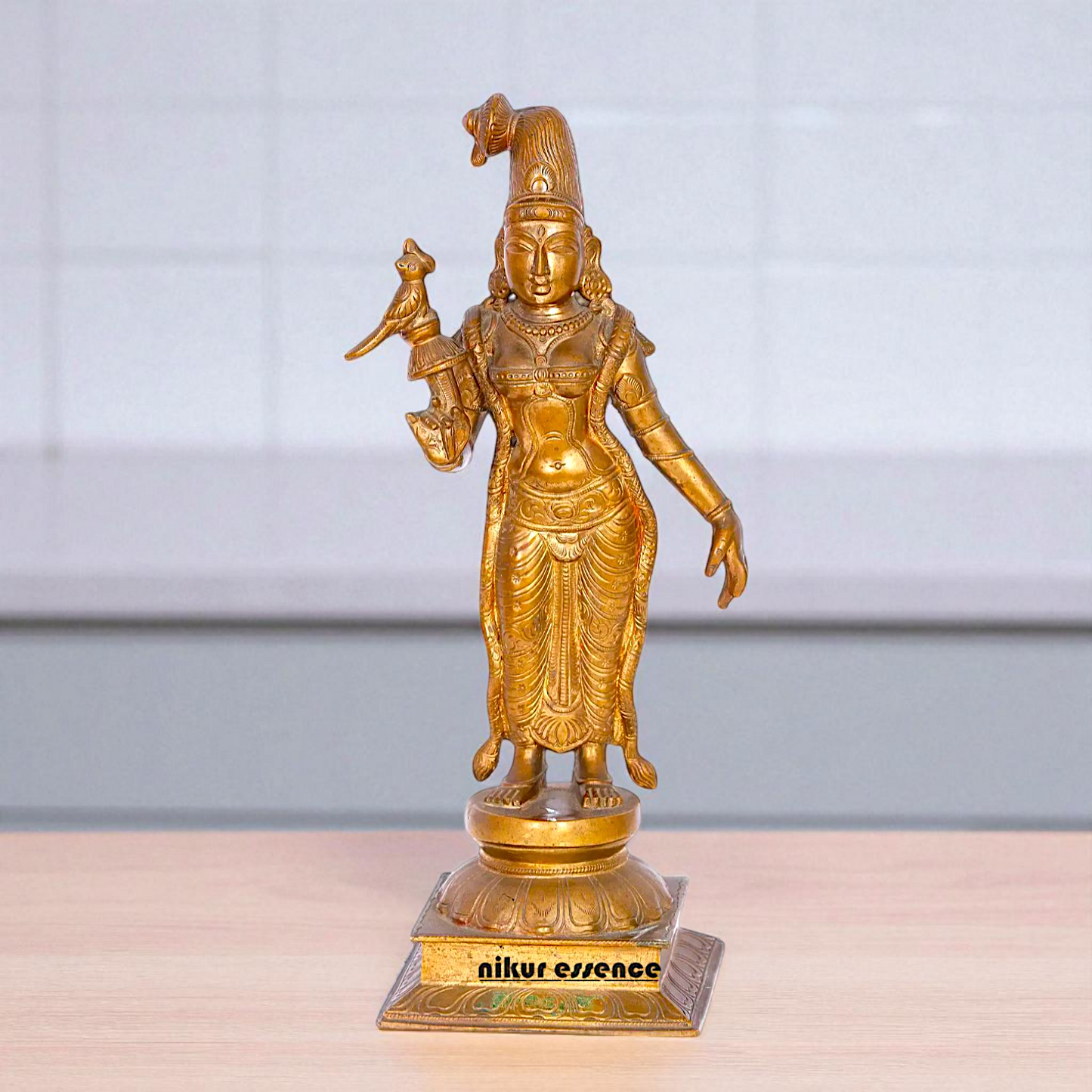 Panchaloha Andal standing idol - 16 Inches Nikuressence