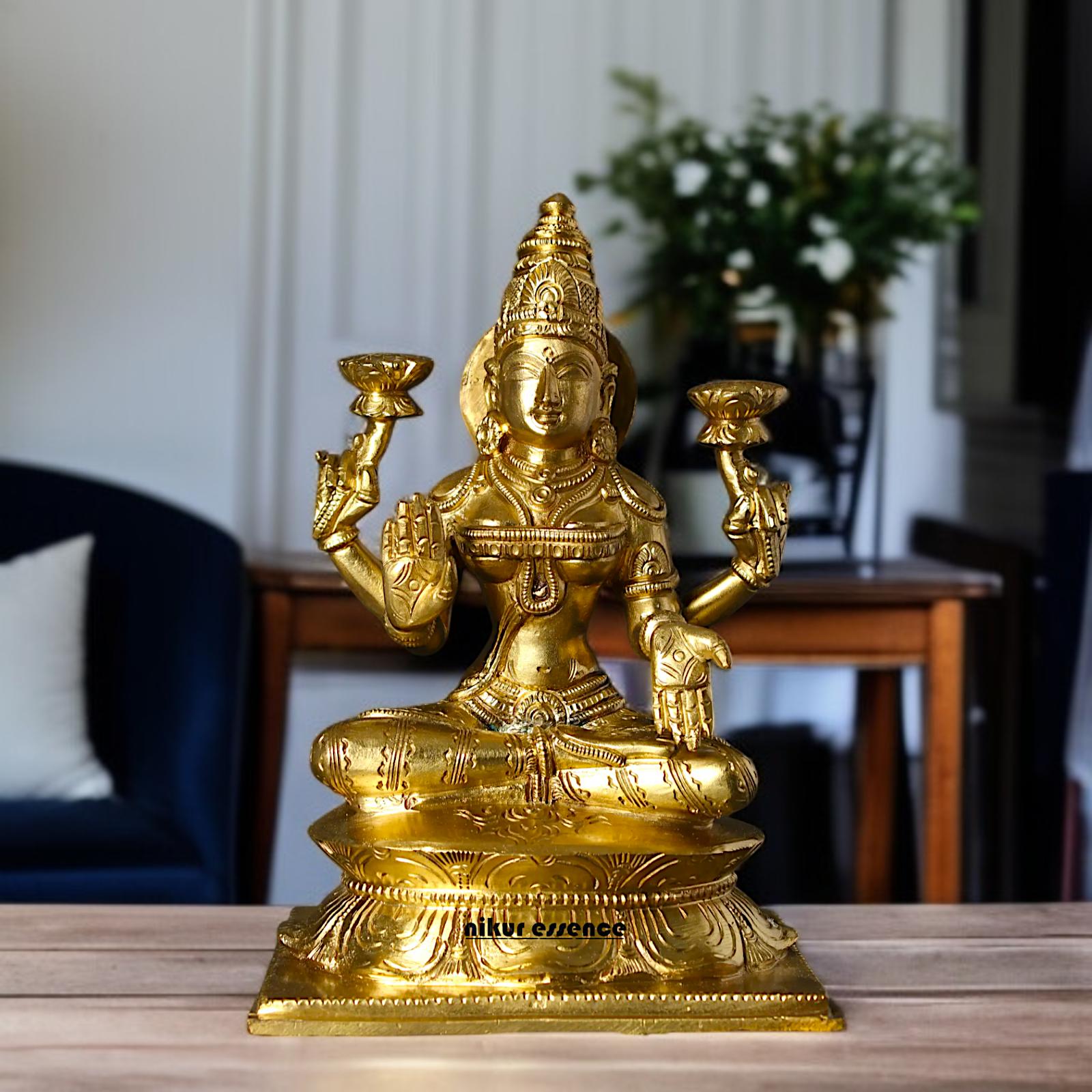 Panchaloha Lakshmi Maa blessing seated on lotus statue - 7 Inches Nikuressence